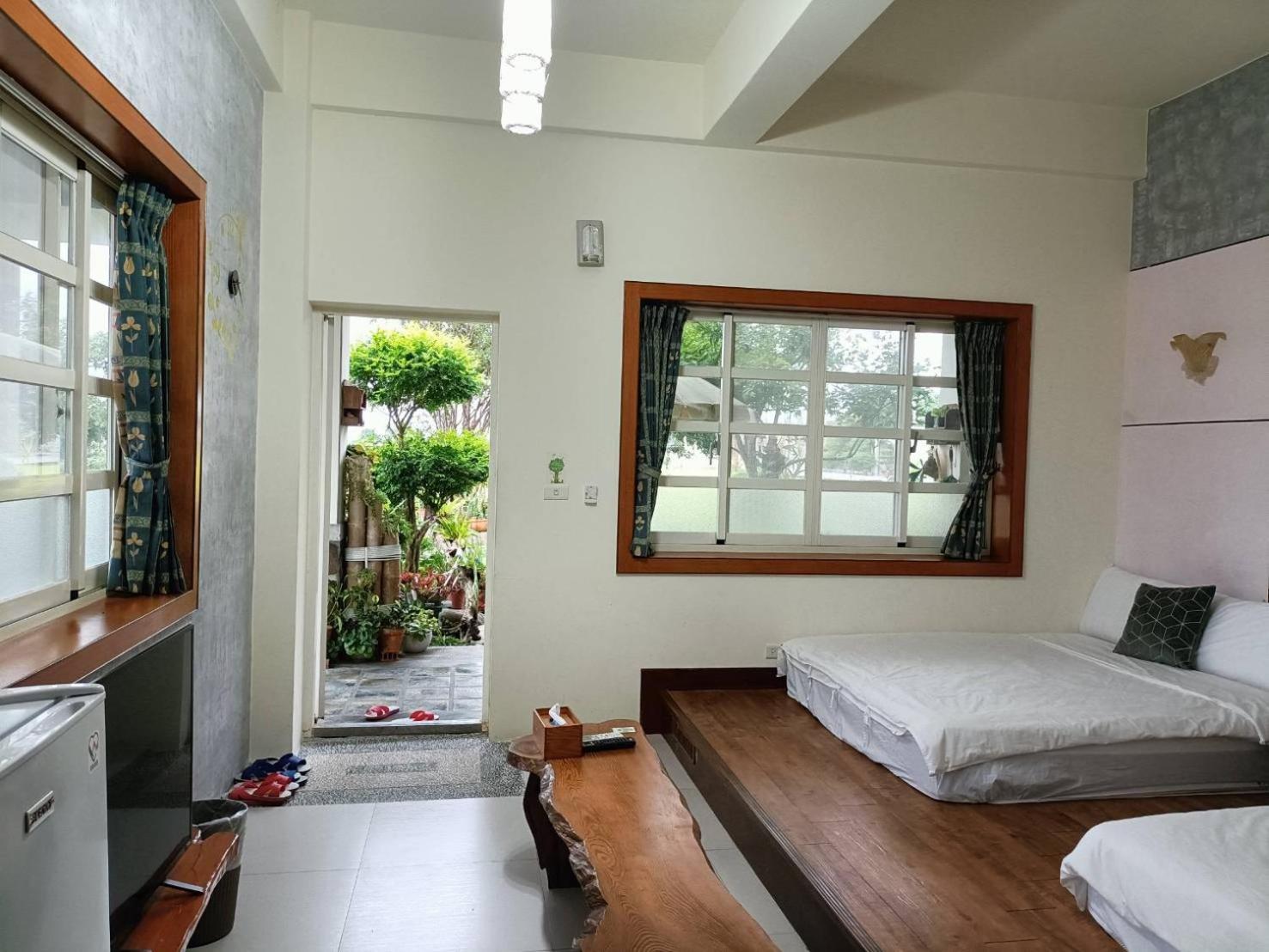 Xian Qing Yu Zhi Homestay Trì Thượng Ngoại thất bức ảnh